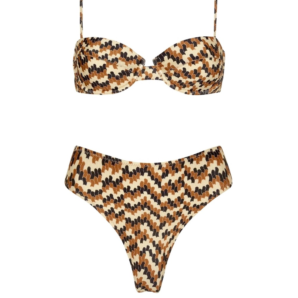 ISO!!!! Triangl Confetti Geo or Pink Velvet Floral
